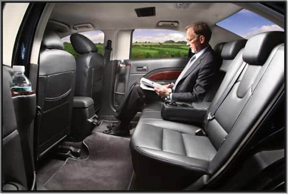 Why You Should Use a Corporate Car Service